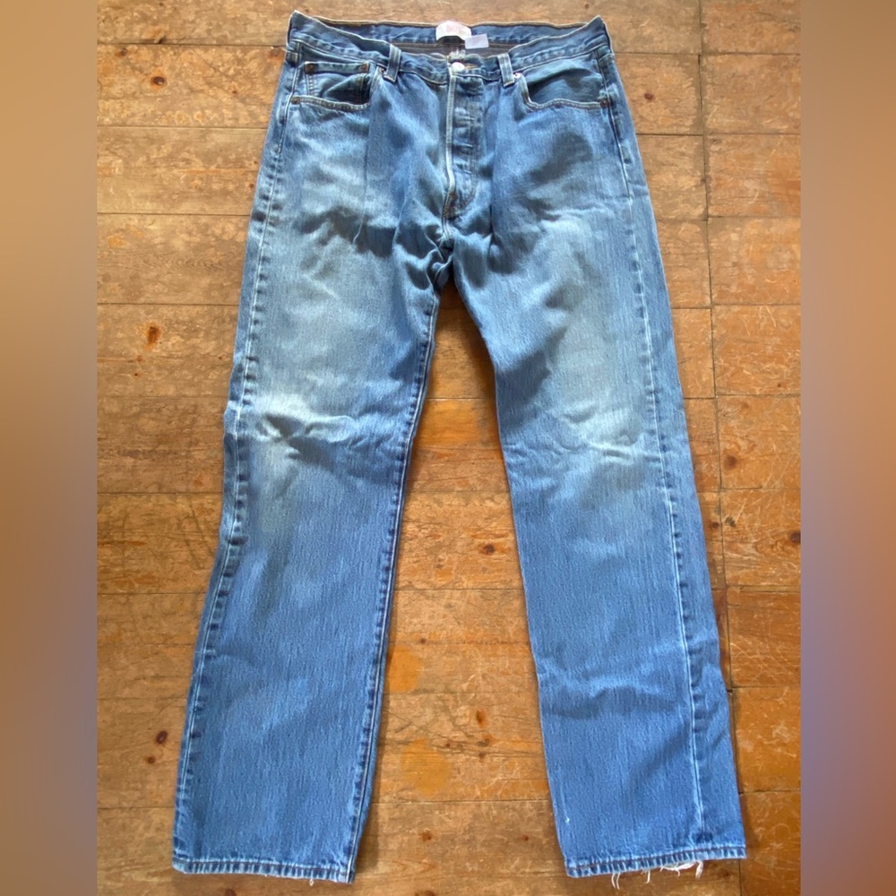 501 Levi’s Button Fly W 36 L 34